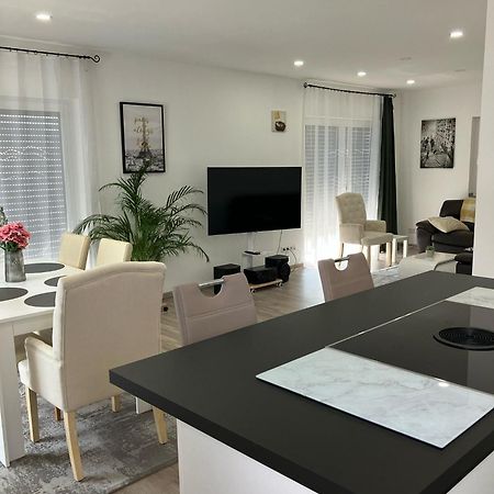 Moderne Einliegerwohnung Naehe Ingolstadt Und Bad Goegging Munchsmunster Eksteriør billede