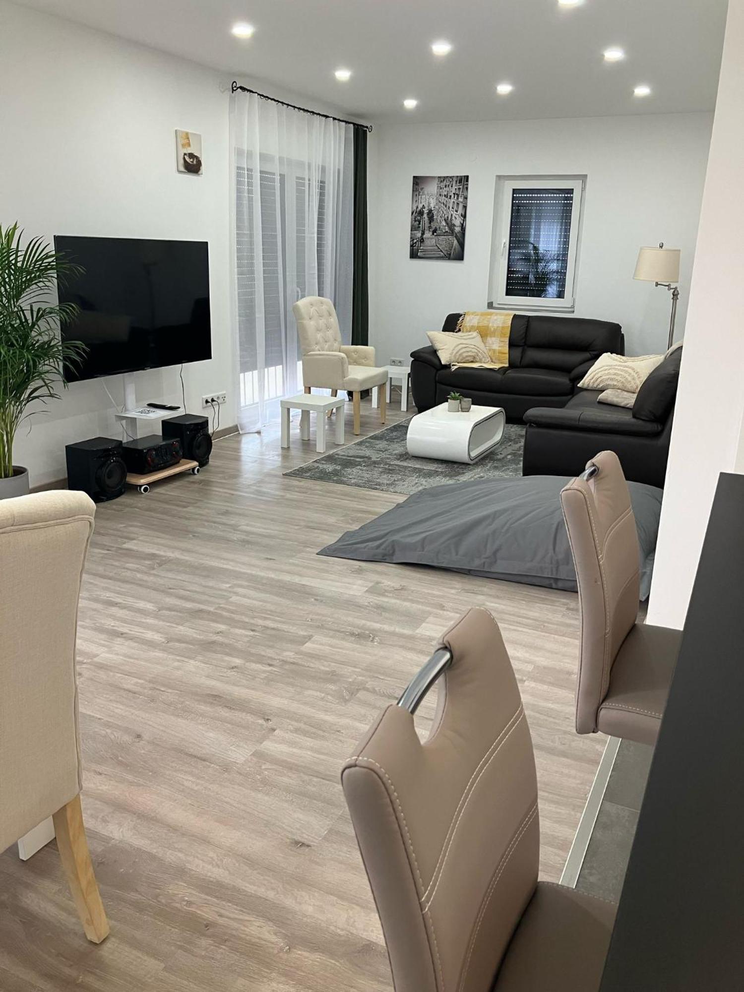 Moderne Einliegerwohnung Naehe Ingolstadt Und Bad Goegging Munchsmunster Eksteriør billede